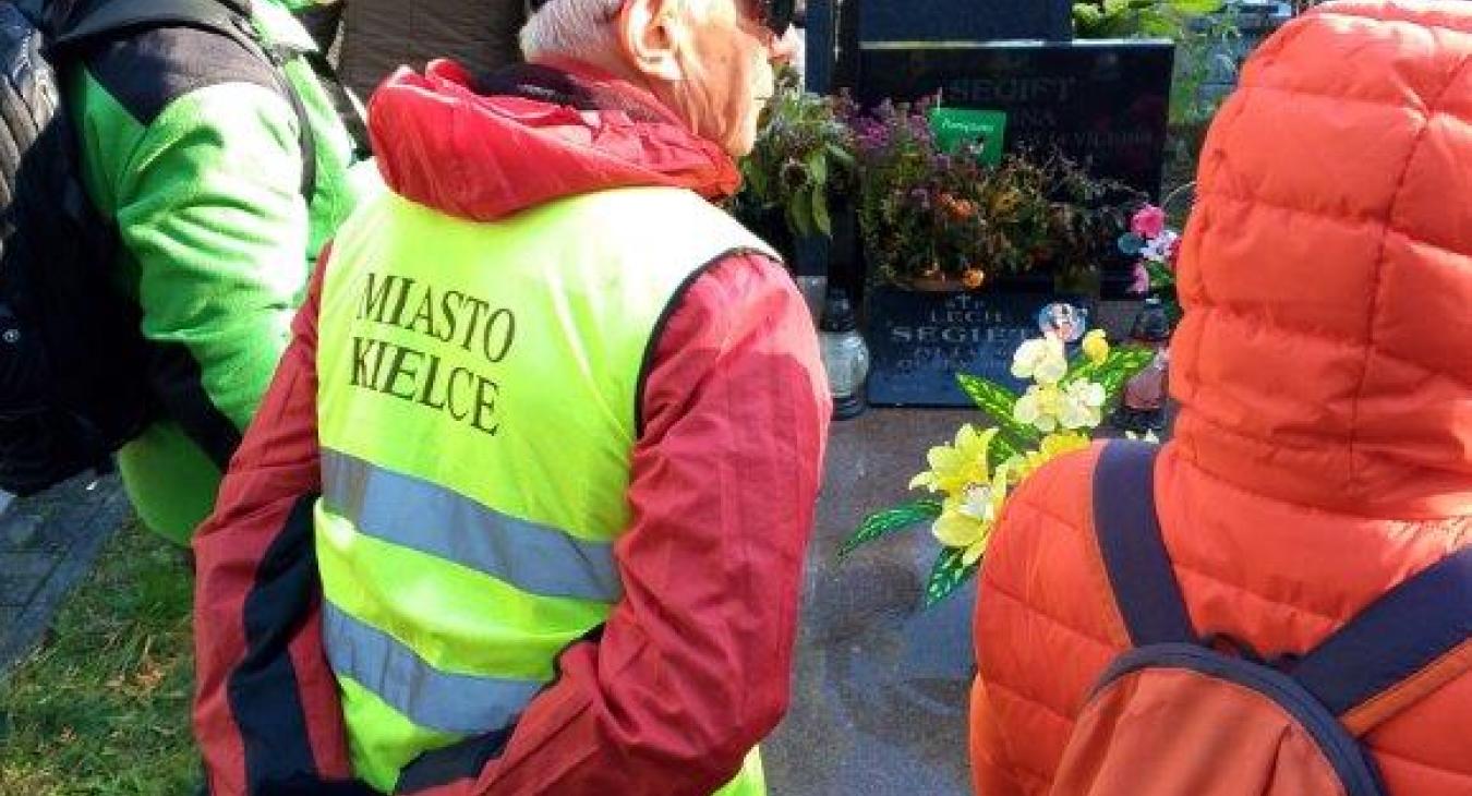 Znicz Pamięci z Klubem Turystów Pieszych PTTK „Przygoda”