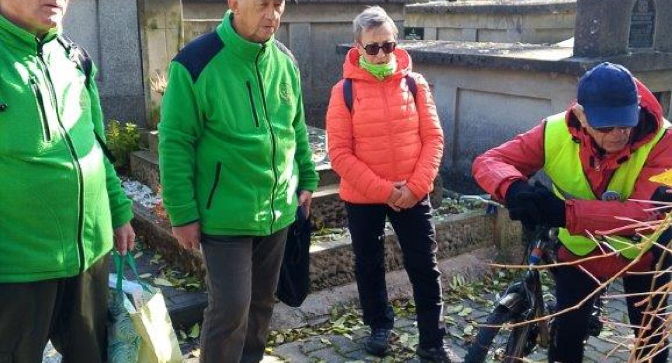 Znicz Pamięci z Klubem Turystów Pieszych PTTK „Przygoda”