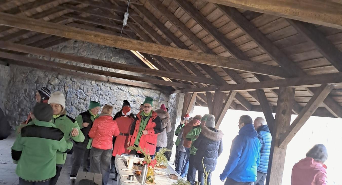 Relacja z wędrówki wigilijnej Klubu Turystów Pieszych PTTK Przygoda w dniu 